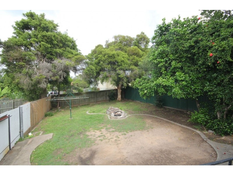 8 Linda Street, Goodna QLD 4300
