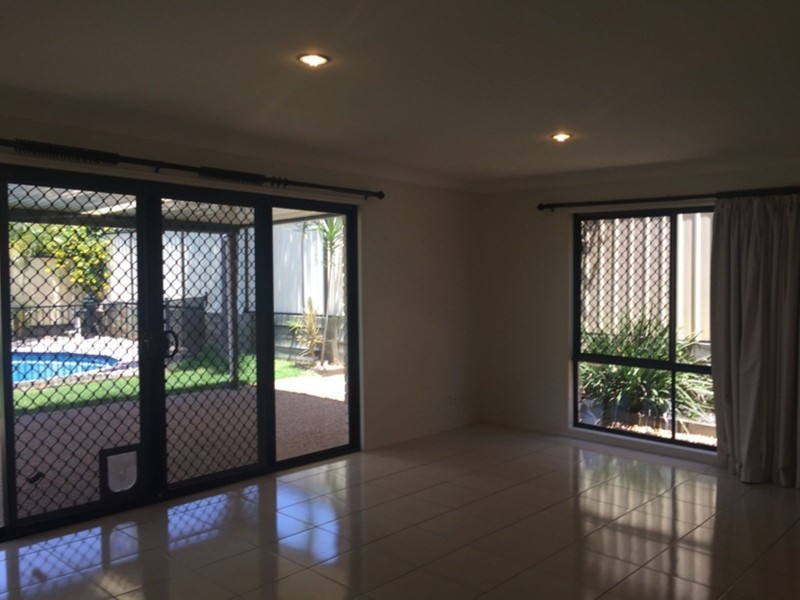 69 Lloyd Bird Crescent, Springfield Lakes QLD 4300