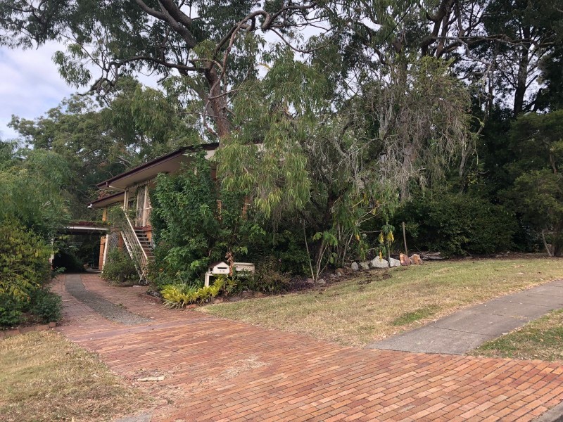 218 Englefield Road, Oxley QLD 4075