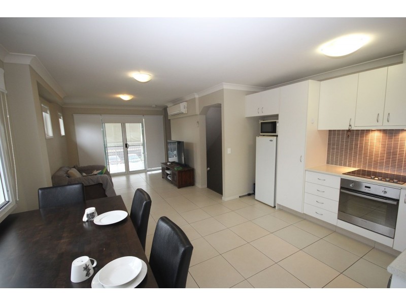 6/6 Hassall Street, Corinda QLD 4075