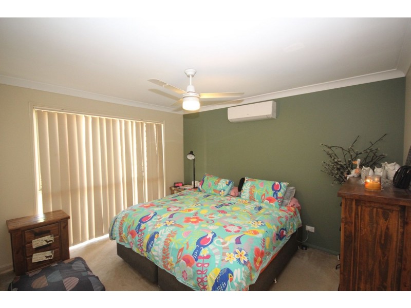 10 Savill Close, Forest Lake QLD 4078