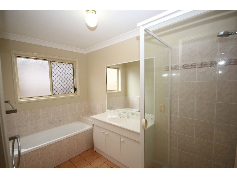 10 Savill Close, Forest Lake QLD 4078