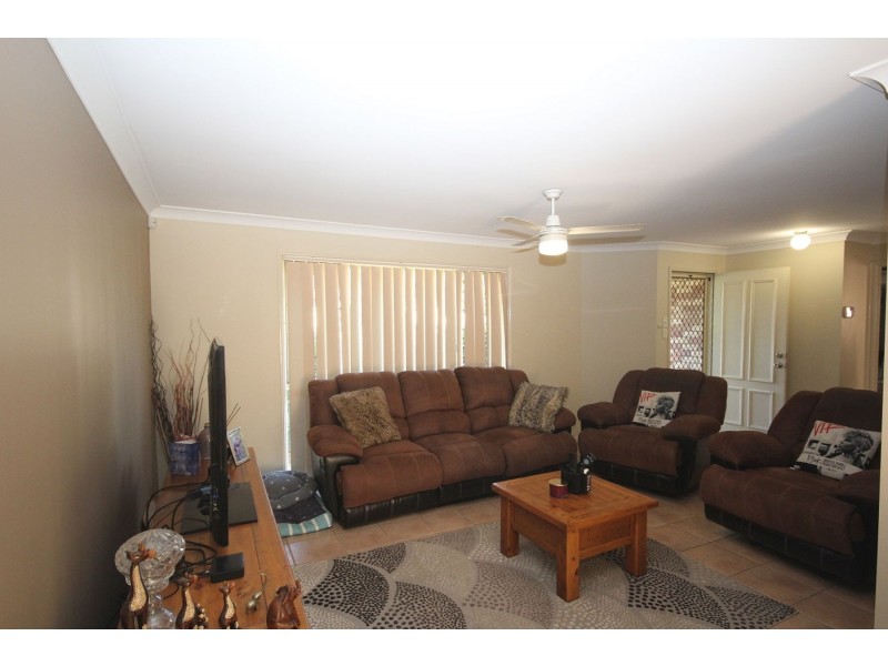 10 Savill Close, Forest Lake QLD 4078