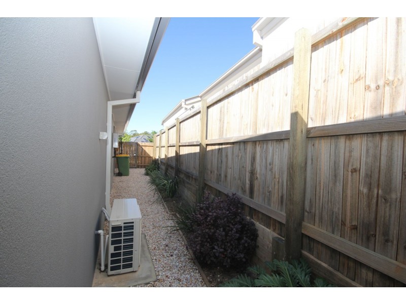 87 Angelica Avenue, Spring Mountain QLD 4124