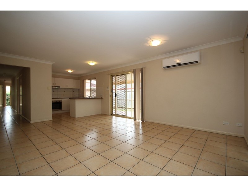 17 Greenleaf Avenue, Springfield Lakes QLD 4300