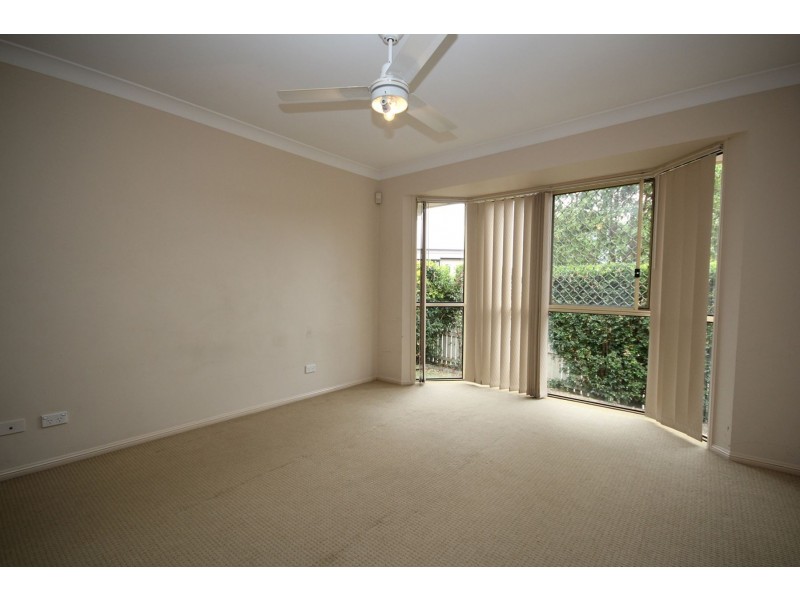 17 Greenleaf Avenue, Springfield Lakes QLD 4300