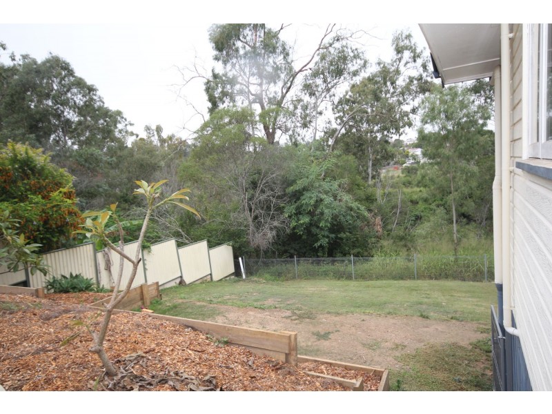 37 Palma Rosa Drive, Wulkuraka QLD 4305