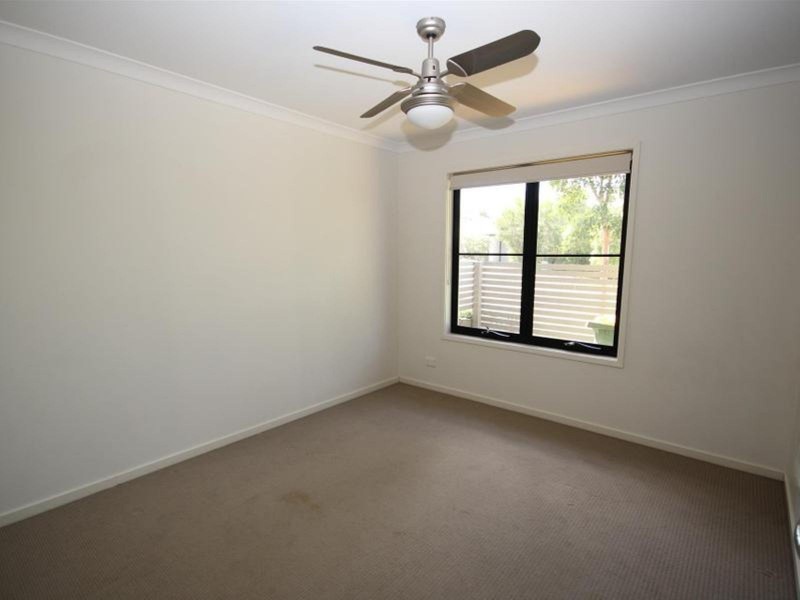 9 Alton Towers Street, Springfield Lakes QLD 4300