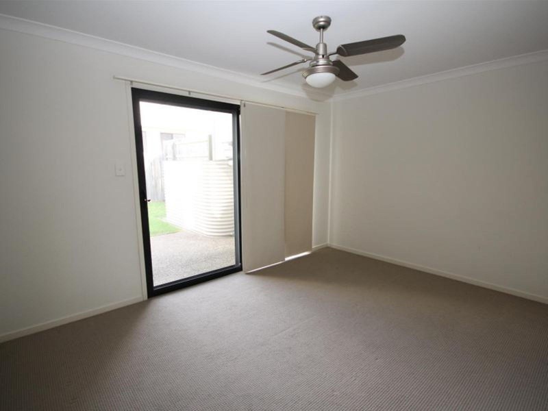 9 Alton Towers Street, Springfield Lakes QLD 4300