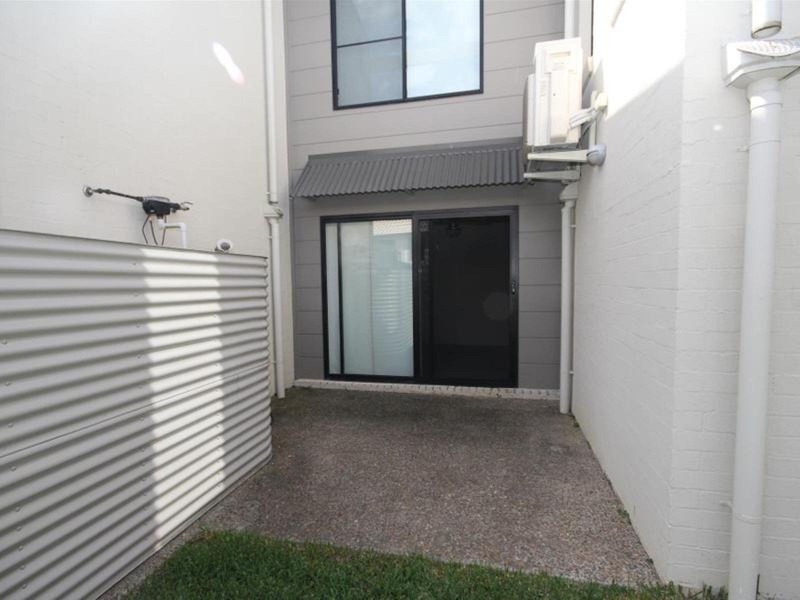 9 Alton Towers Street, Springfield Lakes QLD 4300
