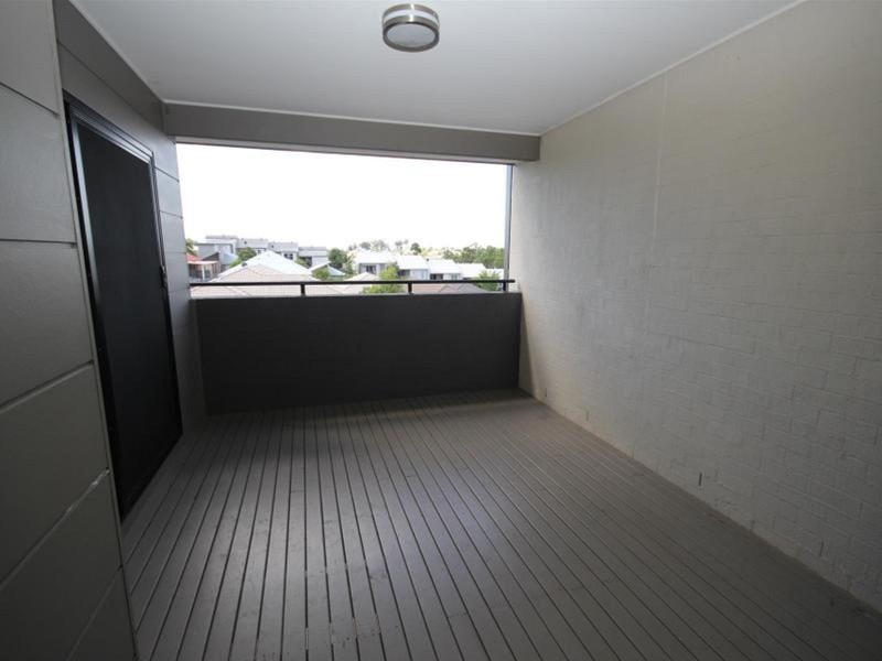 9 Alton Towers Street, Springfield Lakes QLD 4300