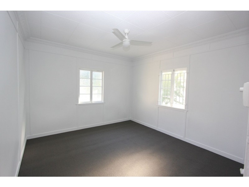 83 Ellen Street, Oxley QLD 4075