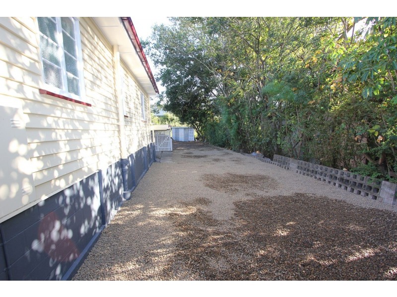 83 Ellen Street, Oxley QLD 4075