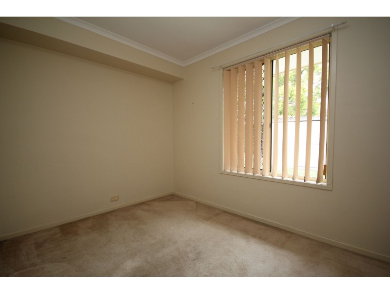 20 Whitlam Drive, Collingwood Park QLD 4301