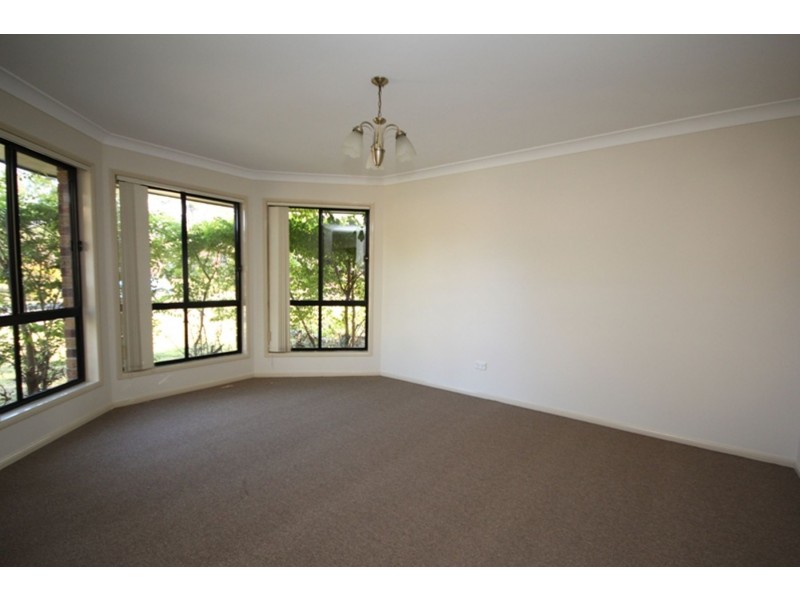 15 Birkenhead Crescent, Forest Lake QLD 4078