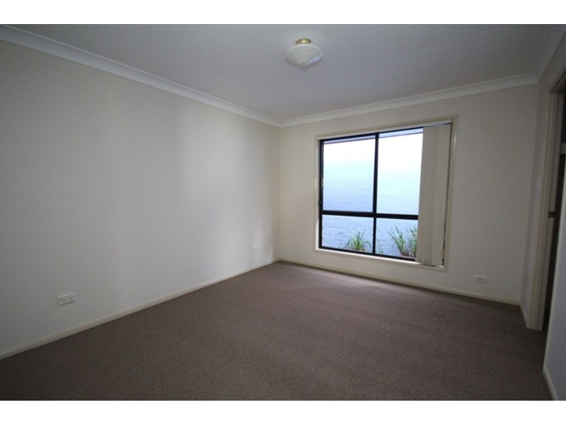 15 Birkenhead Crescent, Forest Lake QLD 4078