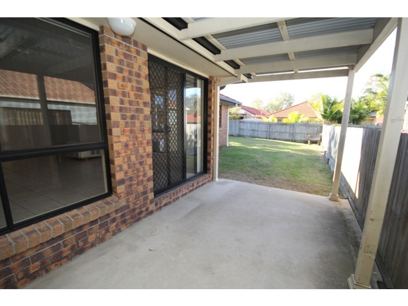 15 Birkenhead Crescent, Forest Lake QLD 4078