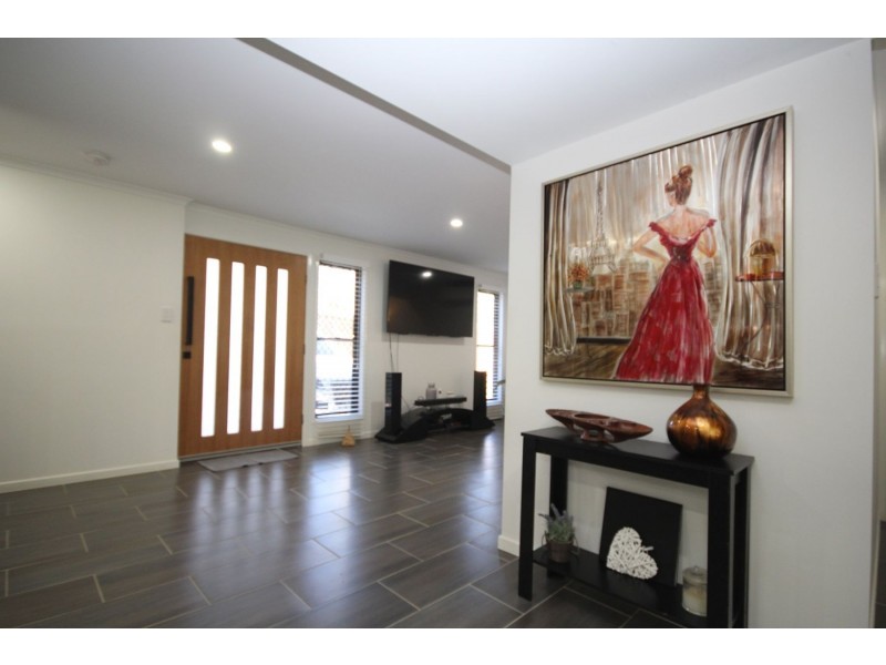 27 Hillier Street, Goodna QLD 4300