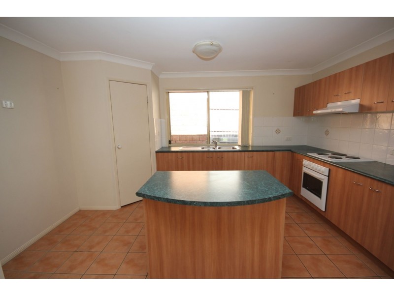 5 Booloumba Crescent, Forest Lake QLD 4078