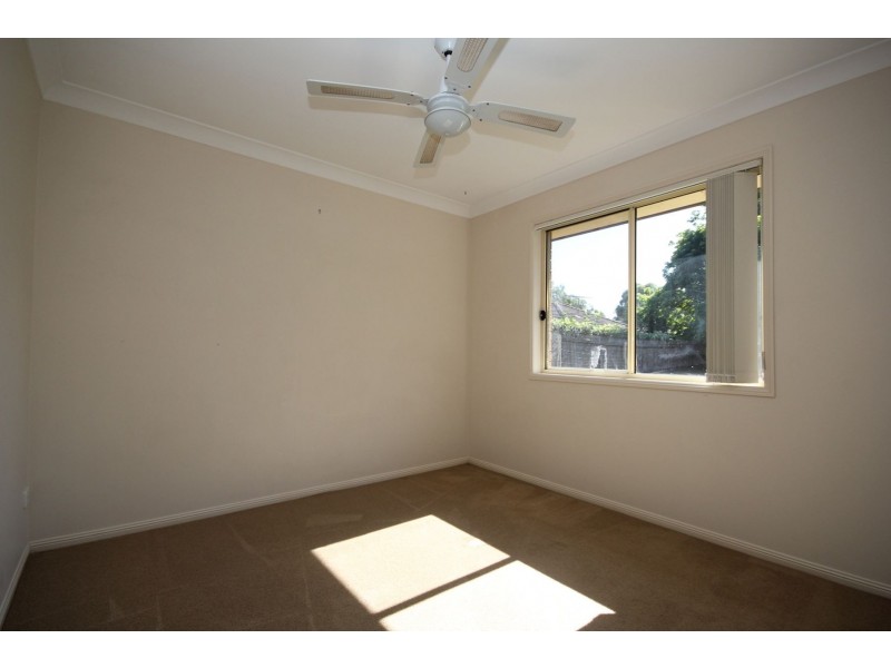 5 Booloumba Crescent, Forest Lake QLD 4078