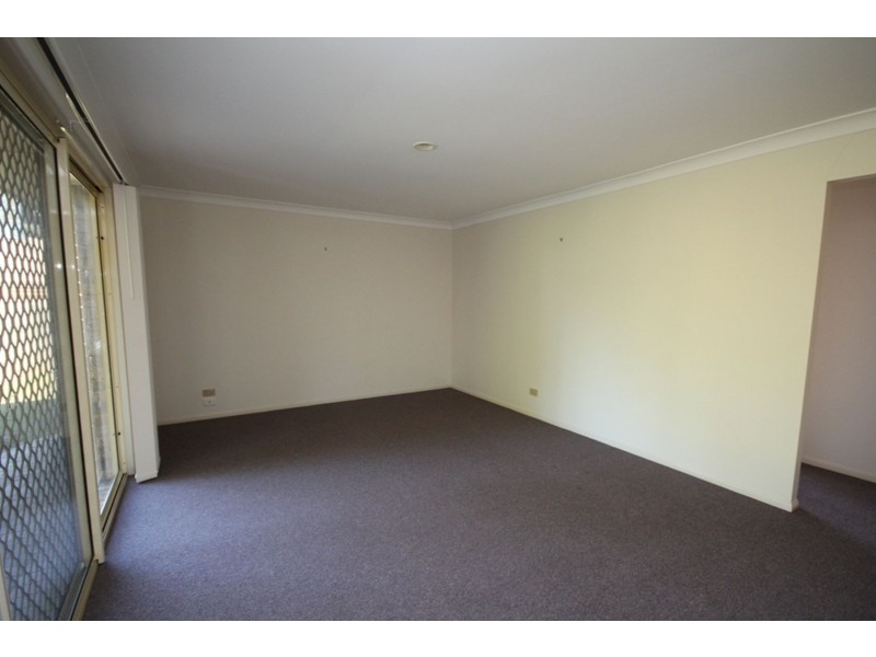 2 Dellwood Road, Springfield QLD 4300