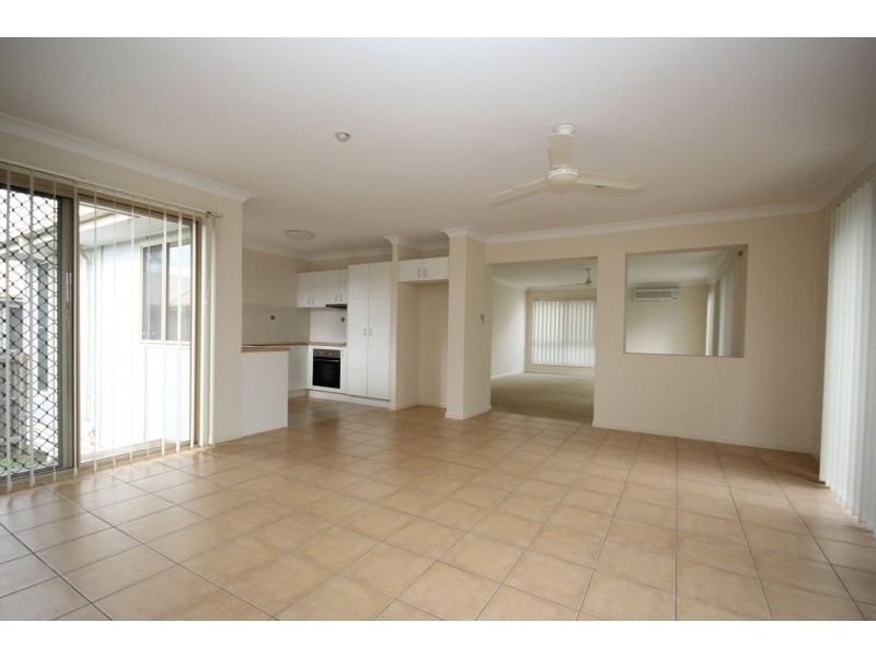 7 Grenadier Circle, Ebbw Vale QLD 4304