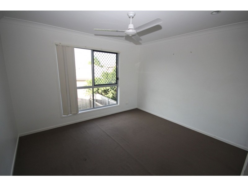 10 Kinglake Avenue, Springfield Lakes QLD 4300