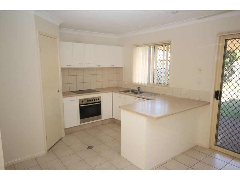 4 Lotus Place, Springfield QLD 4300