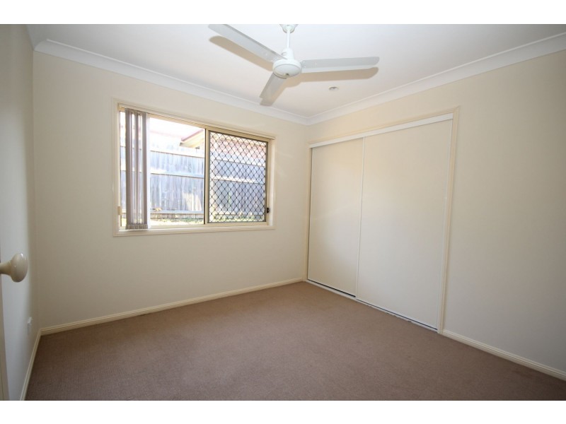 4 Lotus Place, Springfield QLD 4300