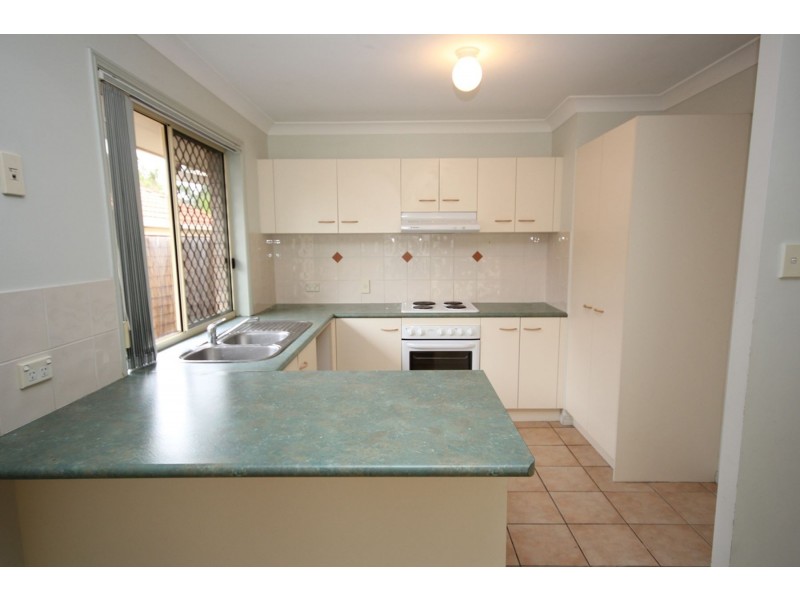 7 Merganser Place, Forest Lake QLD 4078