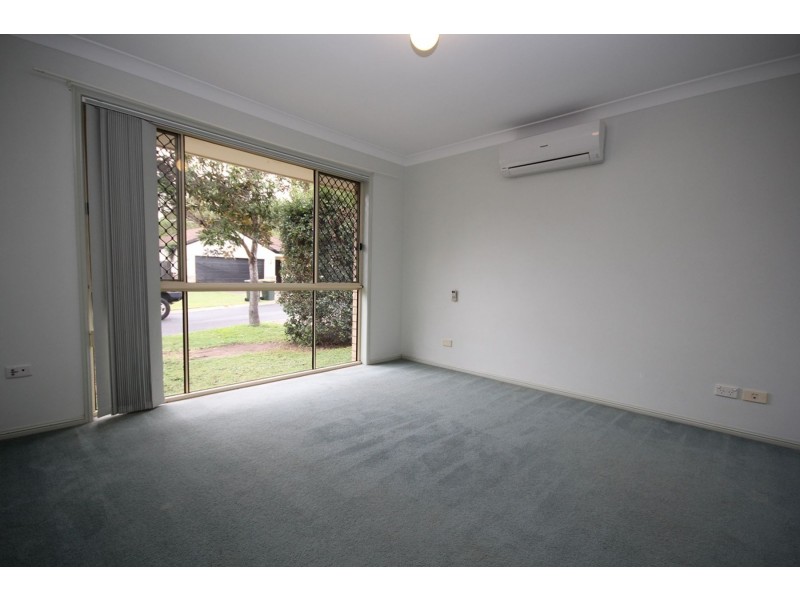 7 Merganser Place, Forest Lake QLD 4078