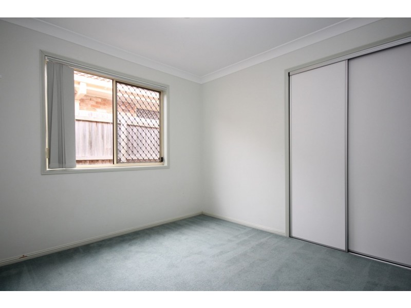 7 Merganser Place, Forest Lake QLD 4078