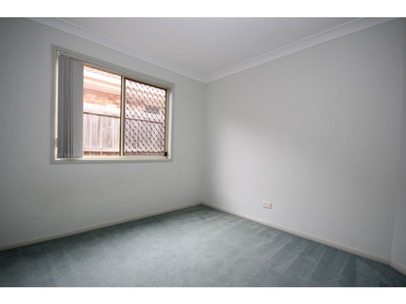 7 Merganser Place, Forest Lake QLD 4078