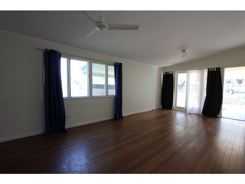 53 Bannerman Street, Oxley QLD 4075