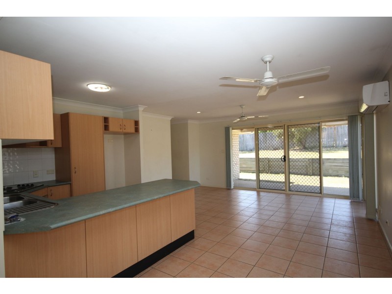 9 Rae Close, Camira QLD 4300