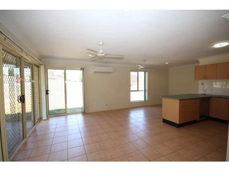 9 Rae Close, Camira QLD 4300