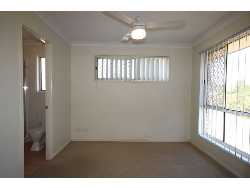 9 Rae Close, Camira QLD 4300