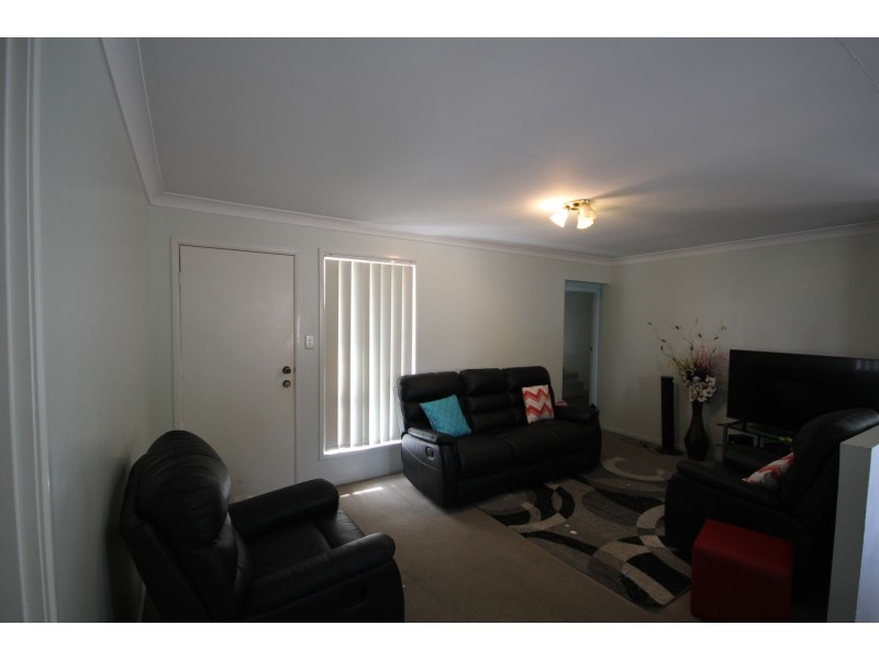 8 Ryecroft Place, Richlands QLD 4077