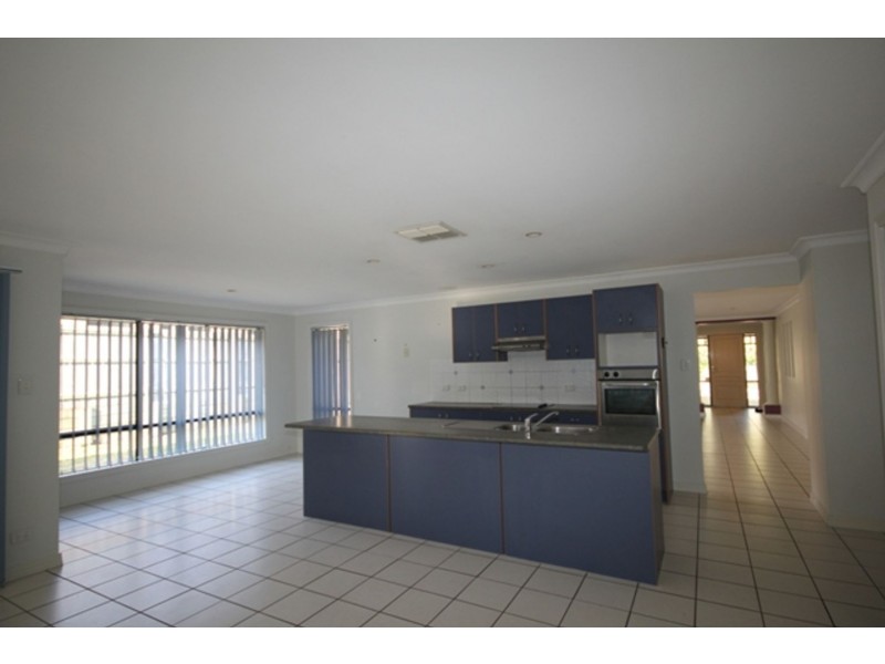 4 Canterbury Bells Circuit, Springfield Lakes QLD 4300