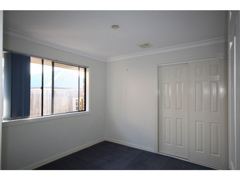 4 Canterbury Bells Circuit, Springfield Lakes QLD 4300