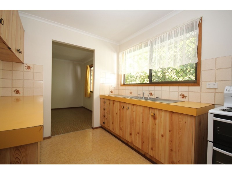 24 Ormond Road, Oxley QLD 4075