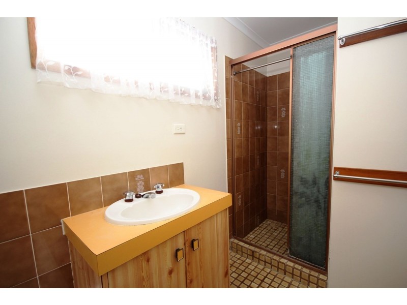 24 Ormond Road, Oxley QLD 4075