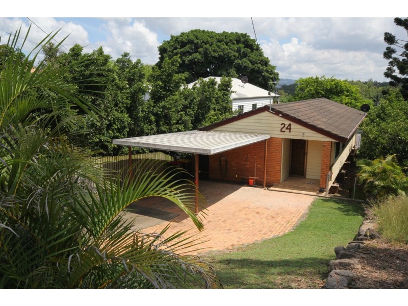 24 Ormond Road, Oxley QLD 4075