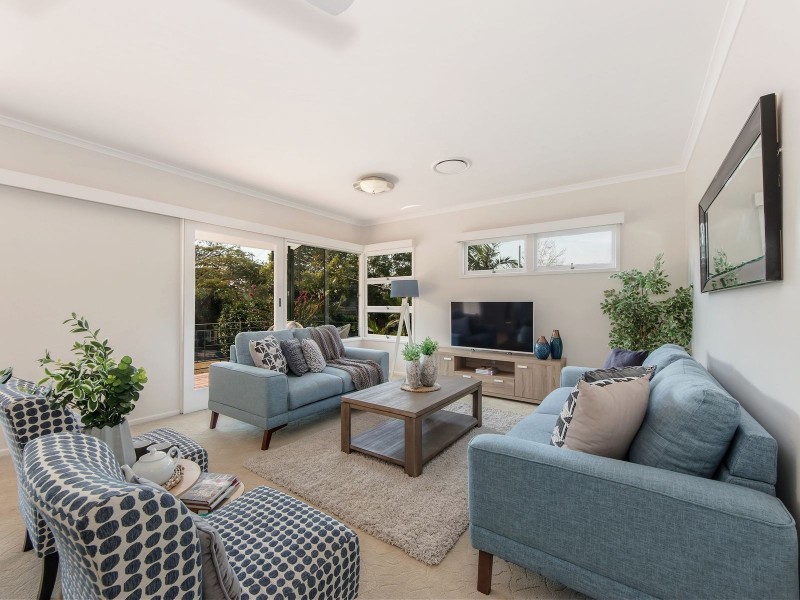 62 Blackstone Street, Indooroopilly QLD 4068