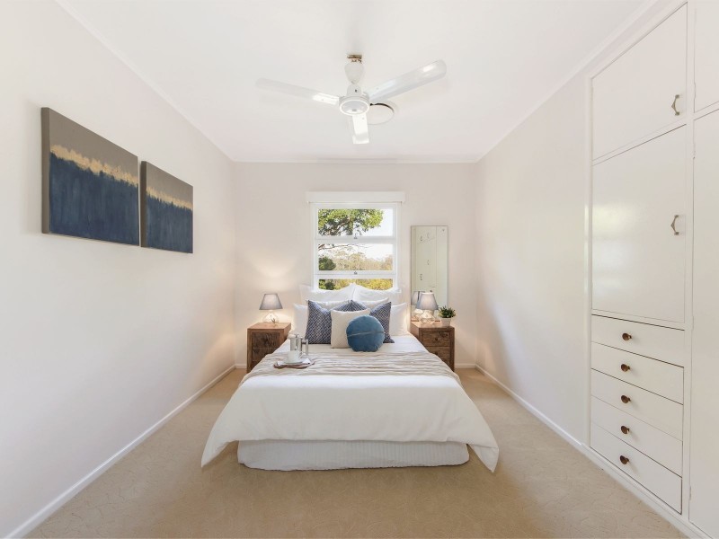 62 Blackstone Street, Indooroopilly QLD 4068