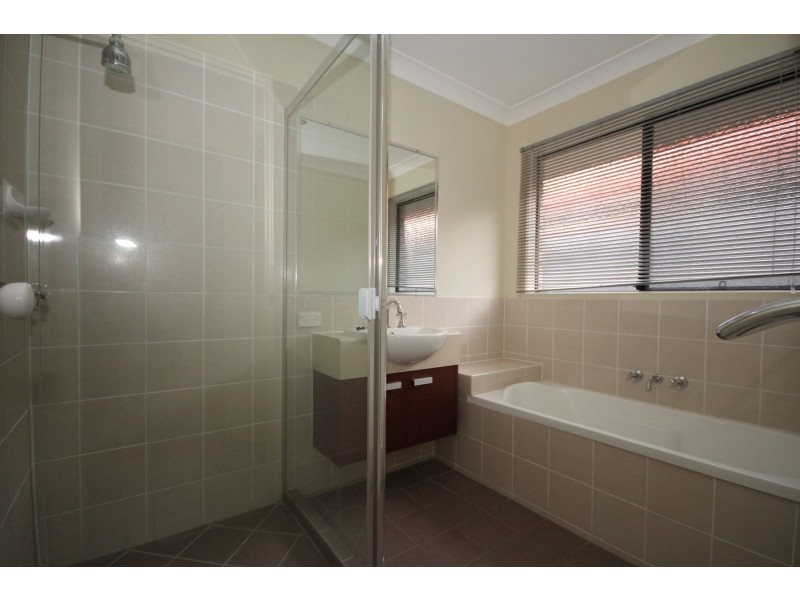 12 Jupiter Street, Springfield Lakes QLD 4300