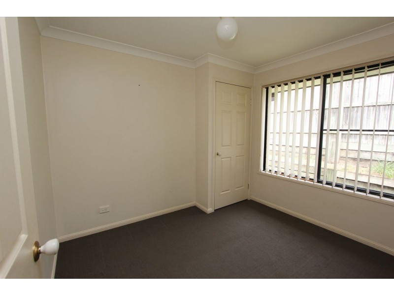 4 Green Place, Durack QLD 4077