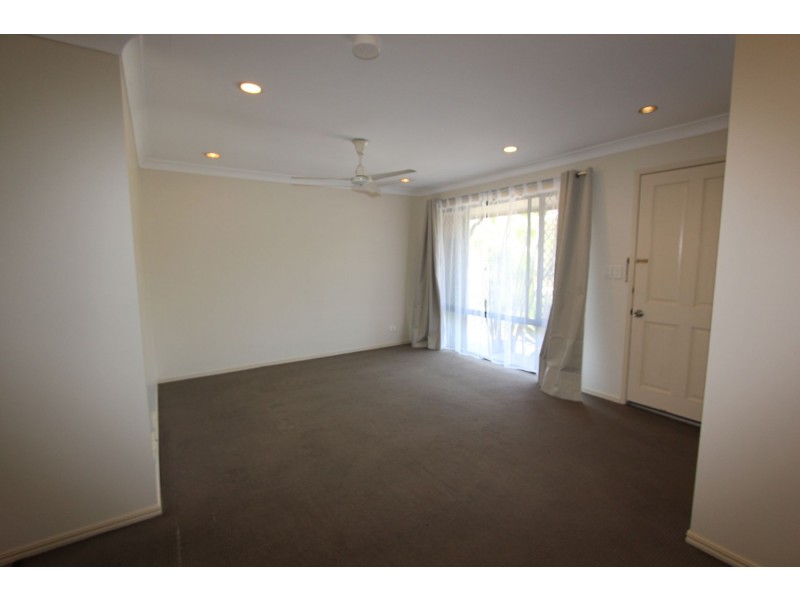3 Buyers Close, Seventeen Mile Rocks QLD 4073