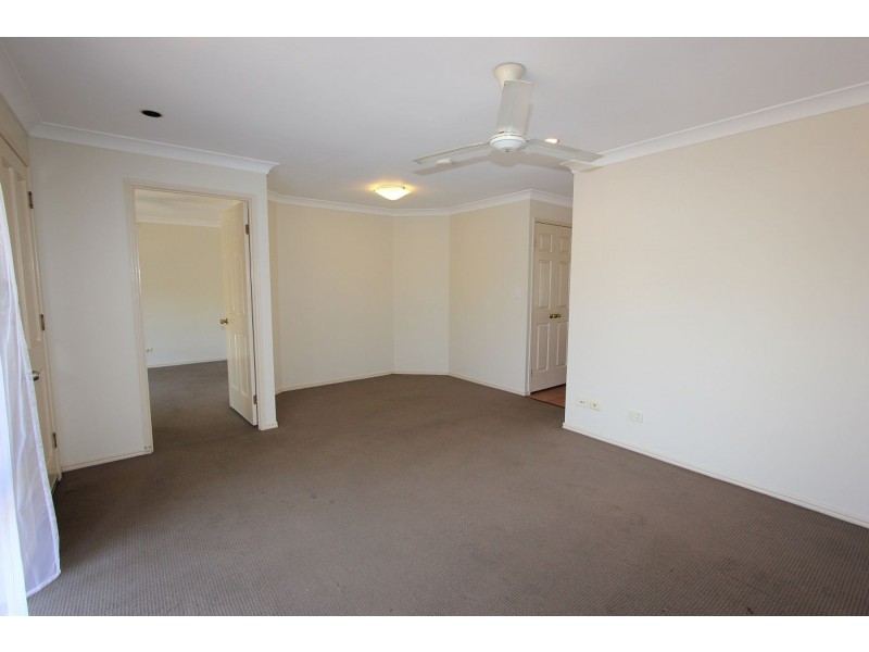 3 Buyers Close, Seventeen Mile Rocks QLD 4073