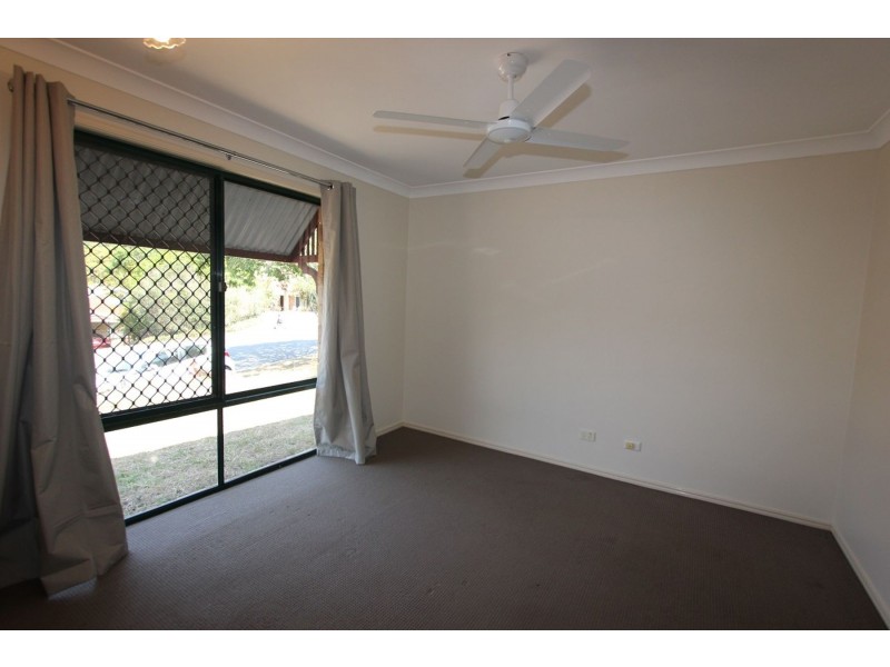 3 Buyers Close, Seventeen Mile Rocks QLD 4073